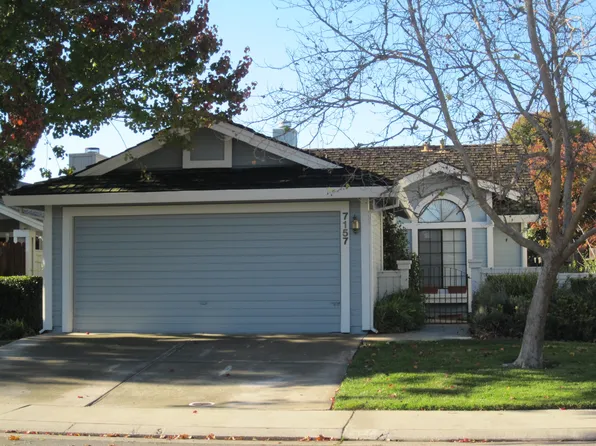 7157 Springmont Dr, Elk Grove, CA 95758