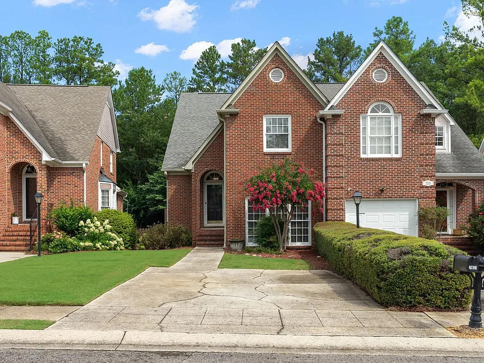 2031 Stone Brook Dr