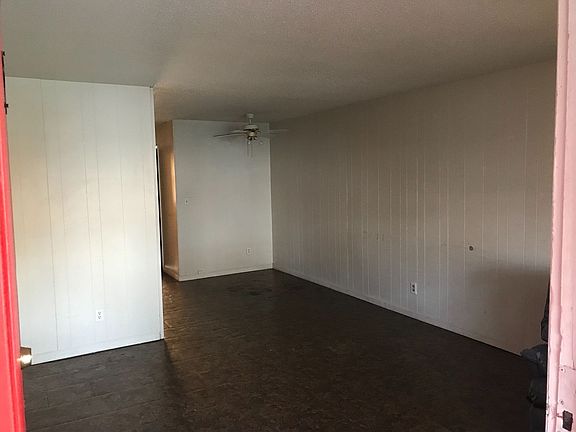 2nd image of 904 E High St #9