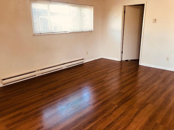 4th image of 3977 Hamilton Ave APT 7