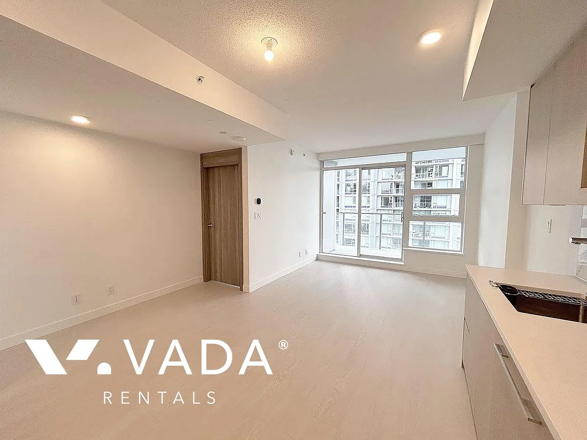 Park George 1 BR APT Rental 808-13778 100 Ave Surrey: VADA — Photo 2