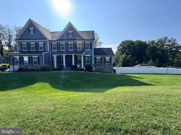 1004 Granda Flora Ct, Severna Park, MD 21146