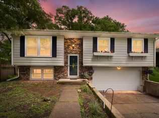 315 SE Garfield Ave, Mundelein, IL