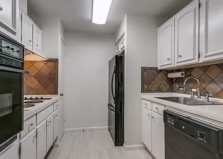 5th image of 700 E Hildebrand Ave #516.2