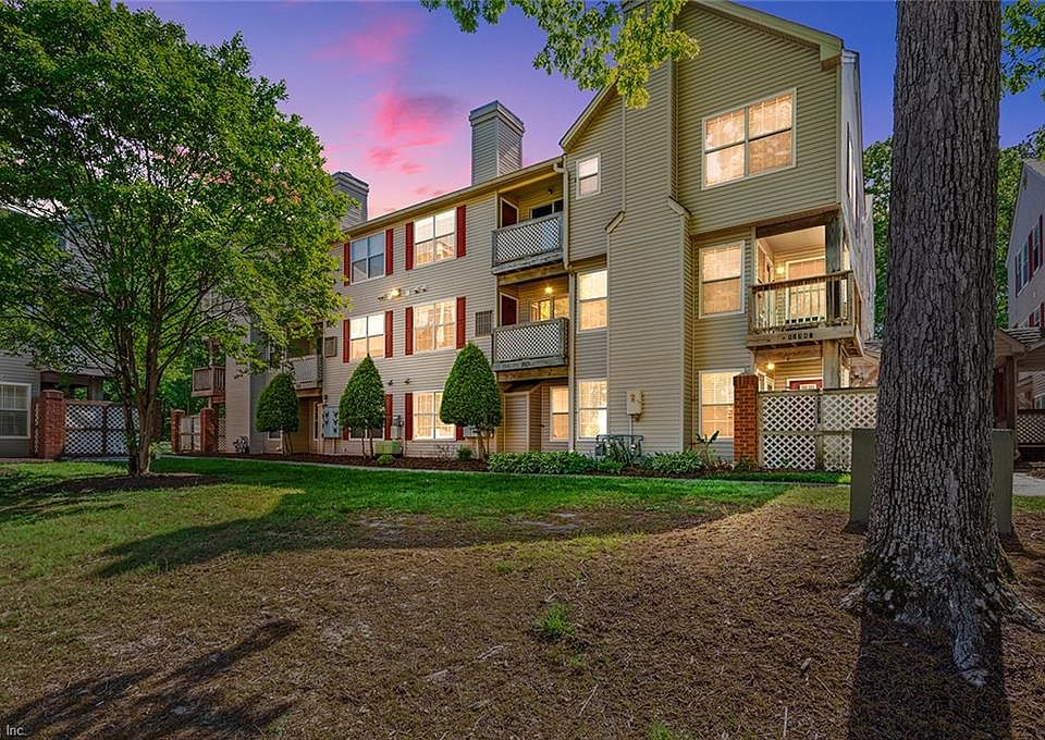 1st image of 12742 Daybreak Cir