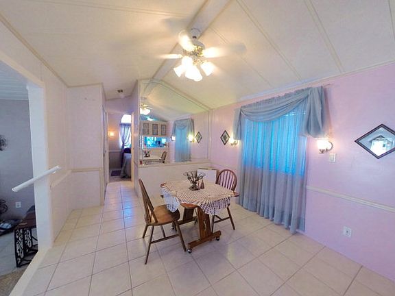 4th image of 343 Starling Dr
