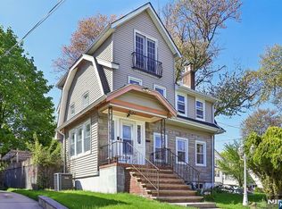 1494 Endicott Ter, Teaneck, NJ 07666