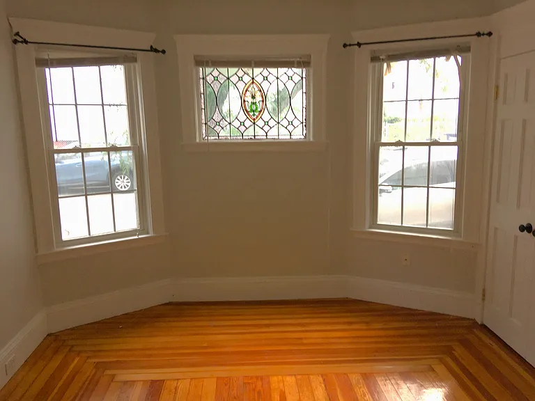166 Walnut St #1 — Photo 10