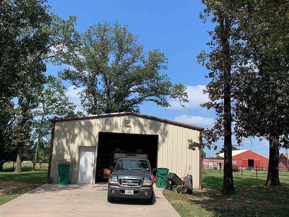 2nd image of 4215 Valley Ranch Rd