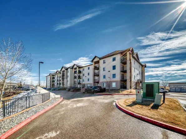 304 N Mackenzie Way SW #6310, Airdrie, AB T4B 3H6