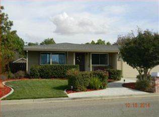 1381 Highland Dr, Hollister, CA 95023