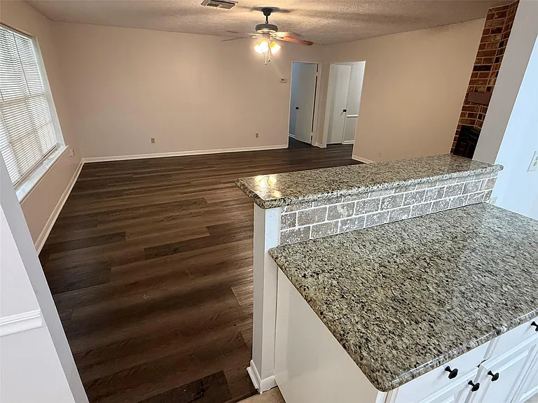 15523 Bowsprit Ln — Photo 6