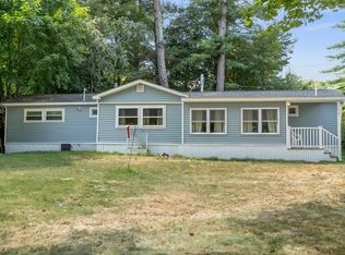 2 Trout Brook Dr, Nashua, NH 03062