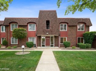8610 W 95th St #1-A3, Hickory Hills, IL 60457