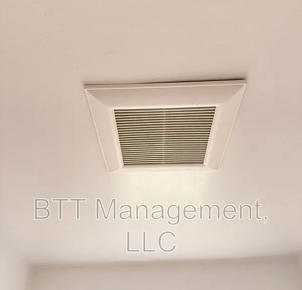 8401 Greenwood Ave #3 — Photo 68
