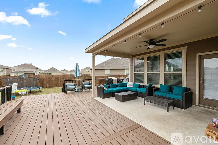 525 Compania Cv — Photo 1