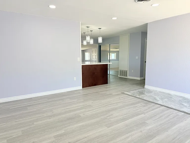 13608 Carriage Rd — Photo 3