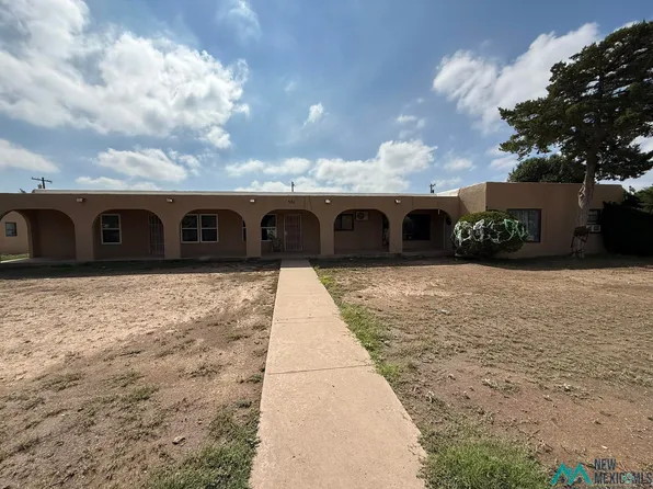 1501 W Hank Ave, Artesia, NM 88210