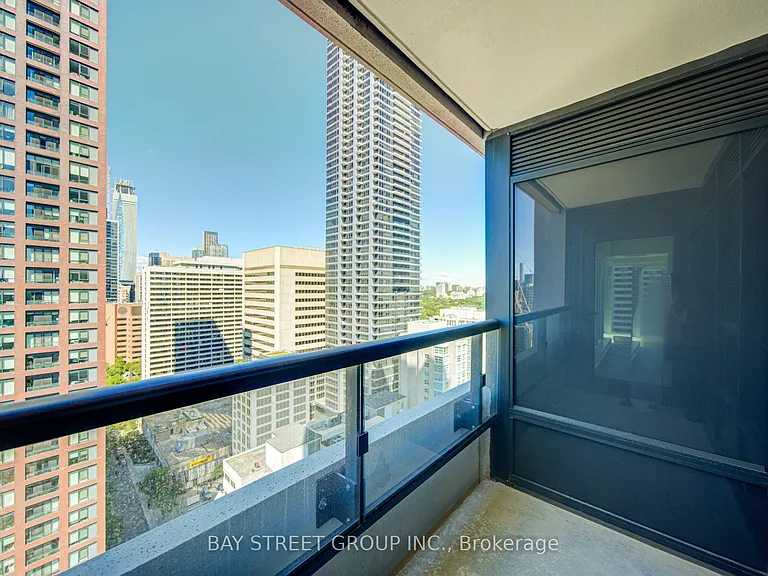 609 Sherbourne St #2302 — Photo 37