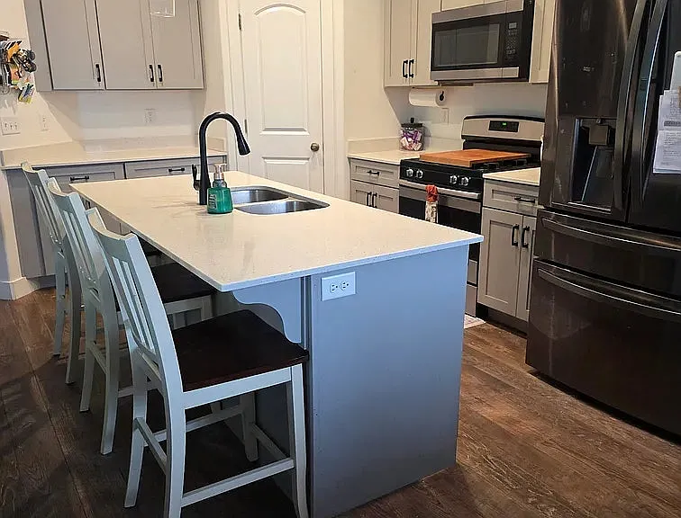 284 N Eaglewood Dr — Photo 8