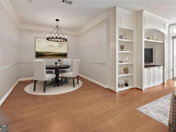 5th image of 3334 Peachtree Rd NE APT 109