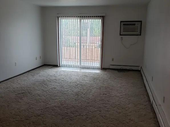 BK- Emerald 904 Apartment, 904 13th St NE #23, Jamestown, ND 58401