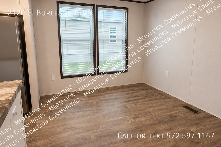3 bed, 1191 sqft, $1,695 — Photo 2