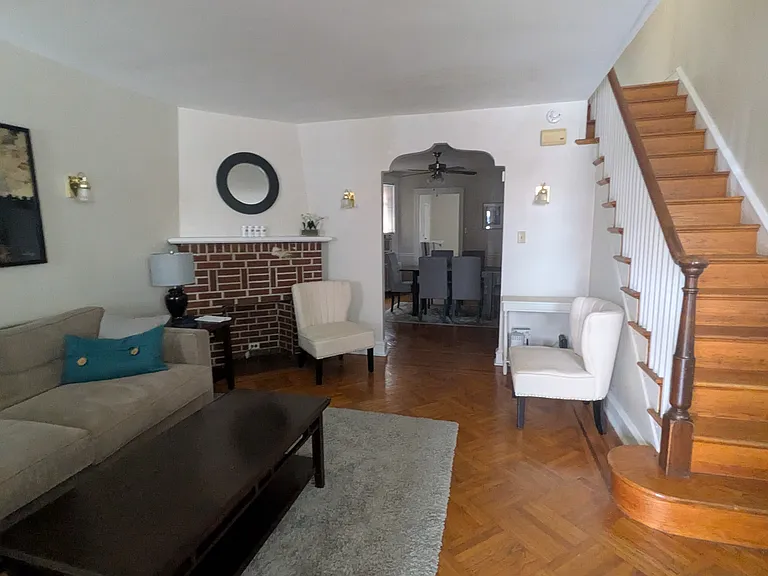 603 W 31st St #1 — Photo 2