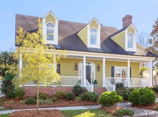 213 Overlake Dr, Chapel Hill, NC 27516