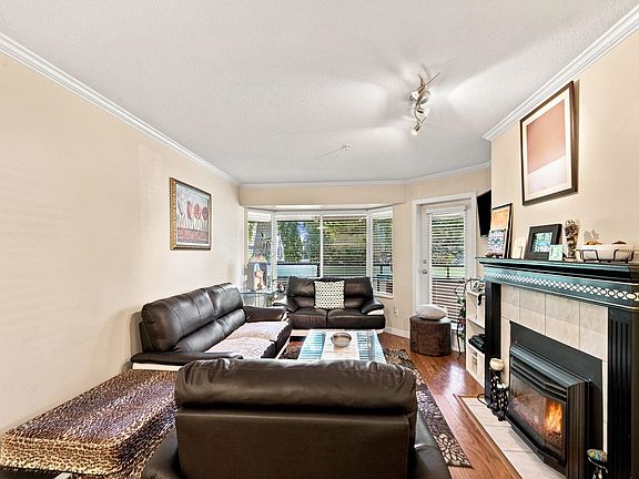 4th image of 2958 Trethewey St #105