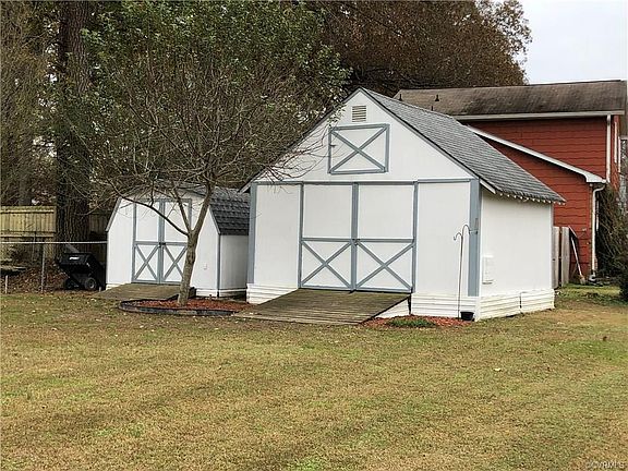 5th image of 11301 Thomas Dr