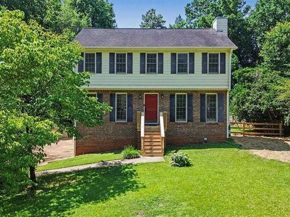 4111 Falcon Shores Ct NW, Acworth, GA 30101