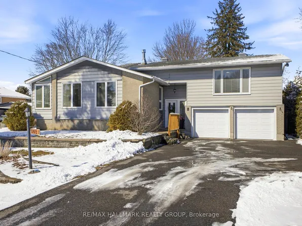 1 Howden Ave, Ottawa, ON K2G 3H3