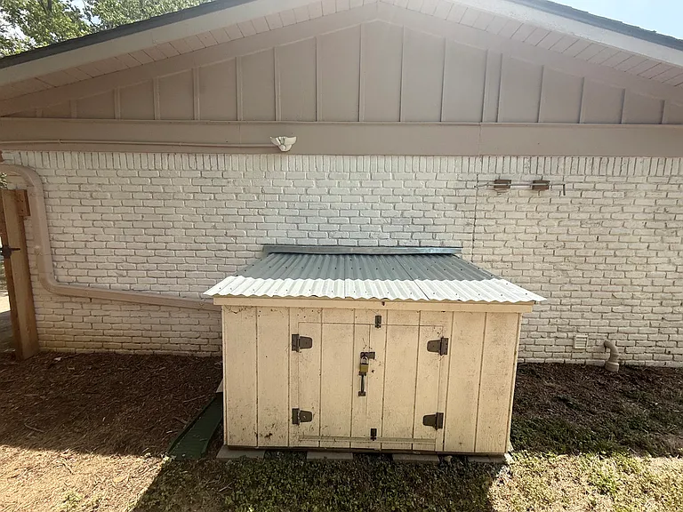 5305 Cloverdale Ln — Photo 82