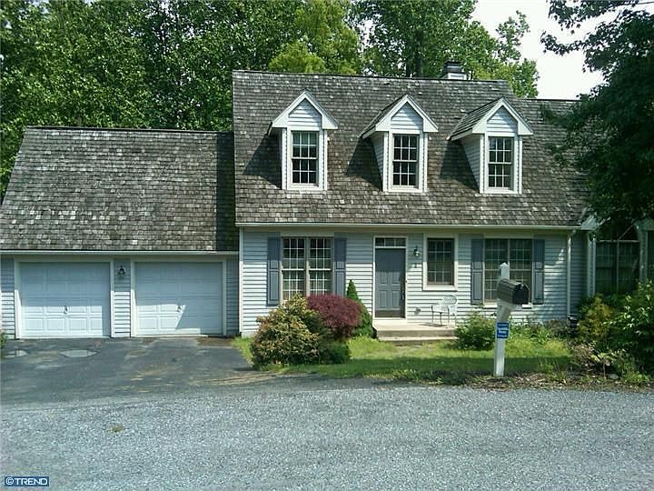 1st image of 4 Kings Ct