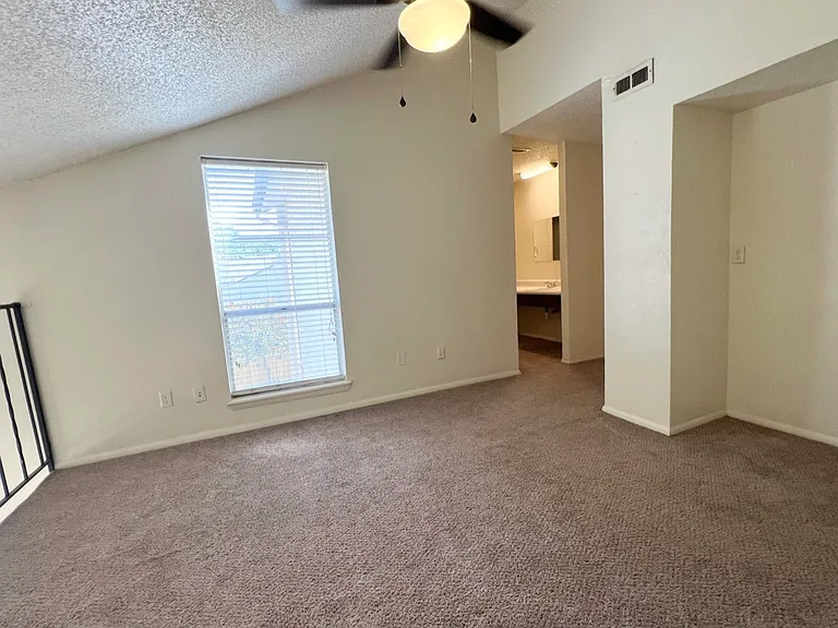 828 Cardinal Creek Blvd #0 — Photo 9