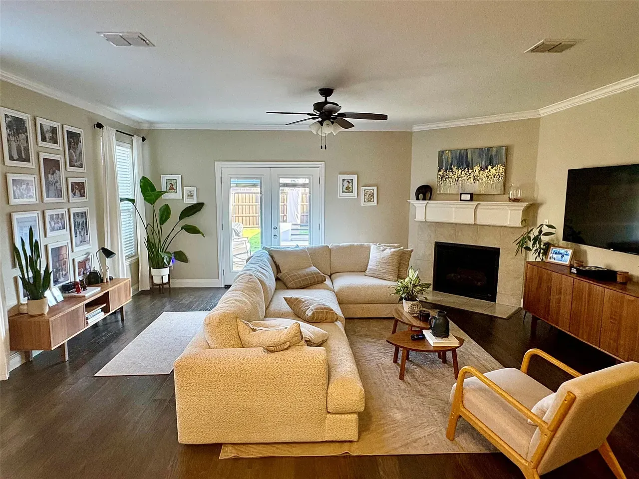 5 bed, 3501 sqft, $3,500 — Photo 3