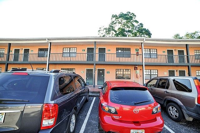 1st image of 321 Oak Rose Ln APT 206