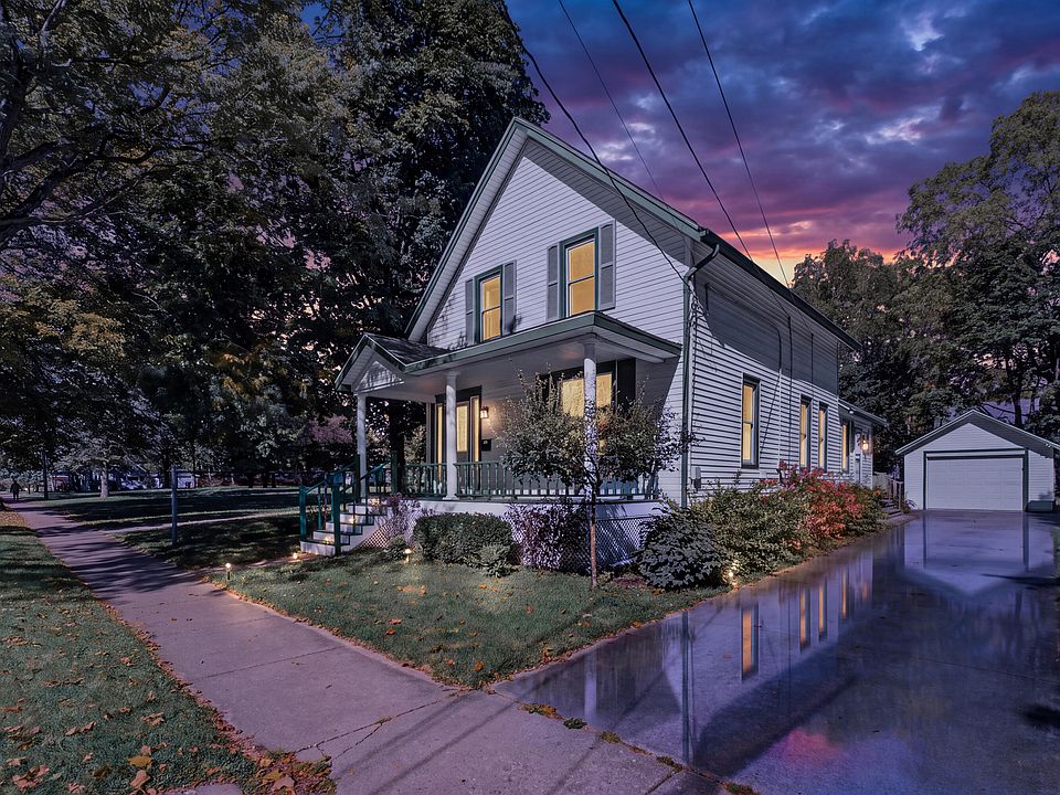 1st image of 620 W Mansion St