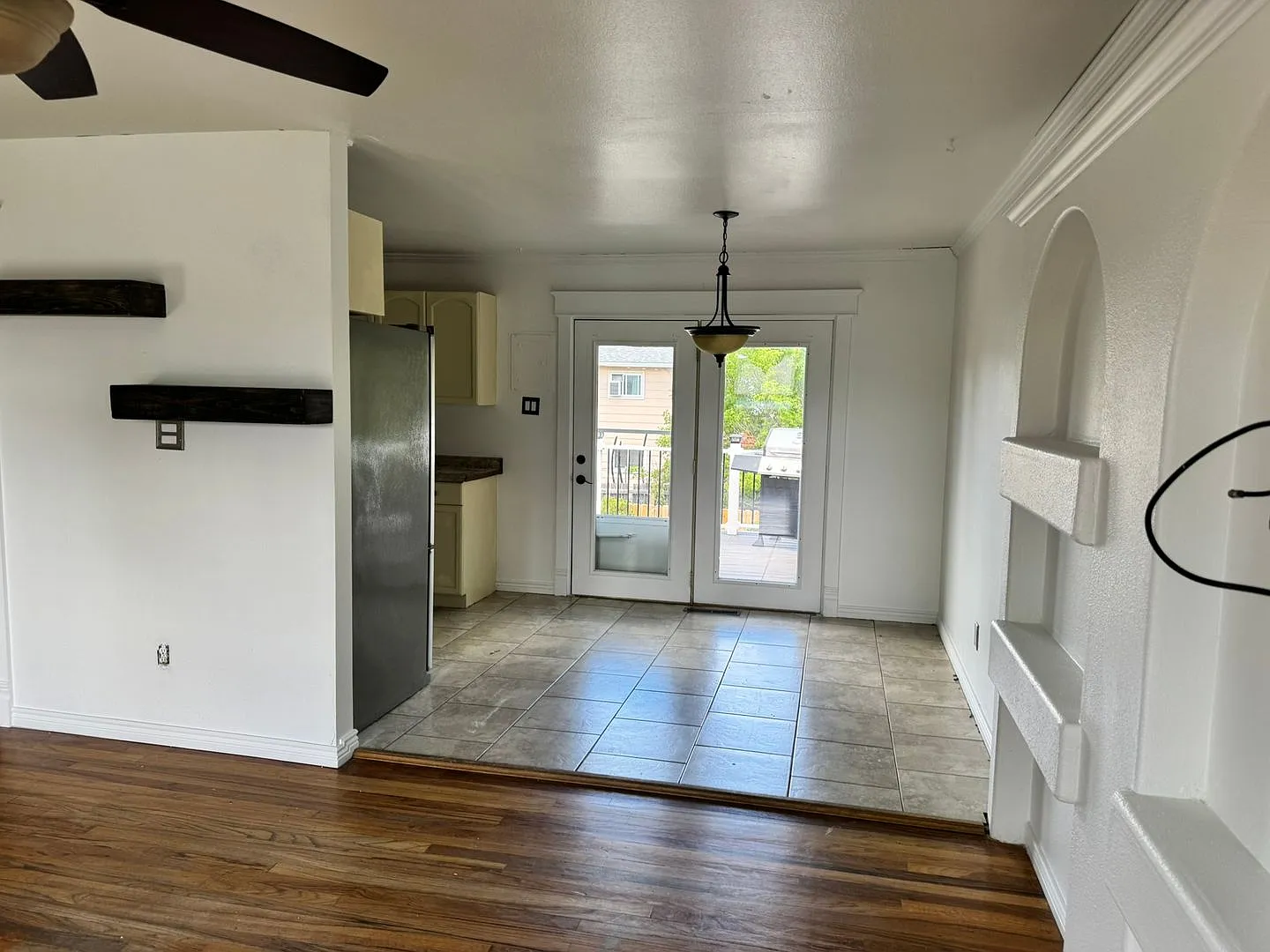 Spacious 3 Bedroom — Photo 4