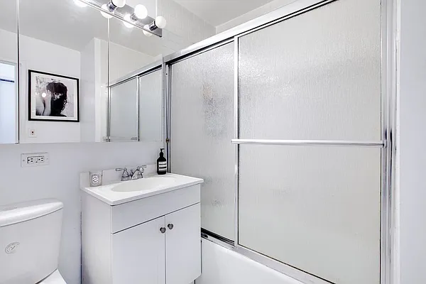 Sold by RES New York | media 5