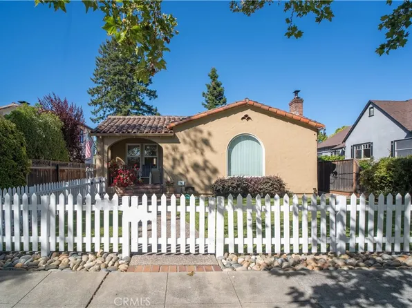 334 Iris St, Redwood City, CA 94062