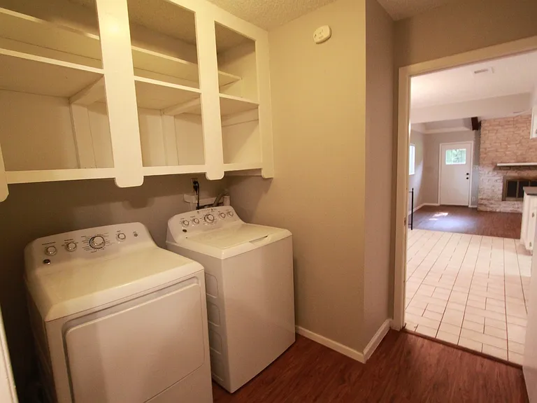 6606 Betty Cook Dr — Photo 26