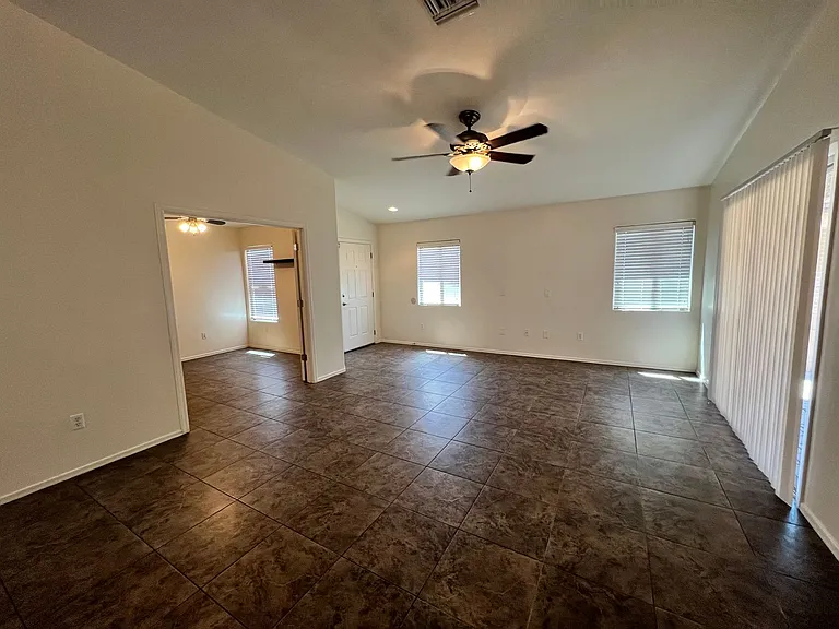 4137 E Shadow Branch Dr — Photo 60
