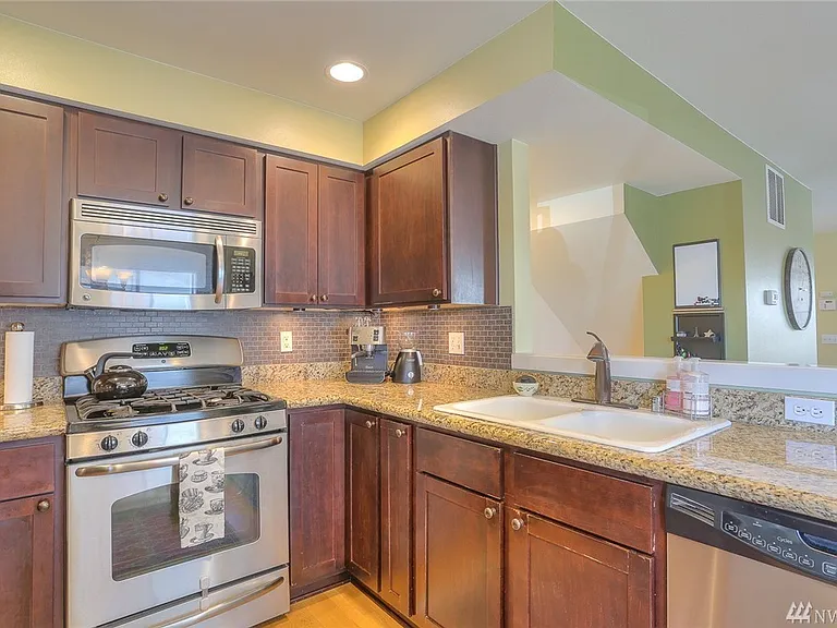 5227 Russell Ave NW #A — Photo 10