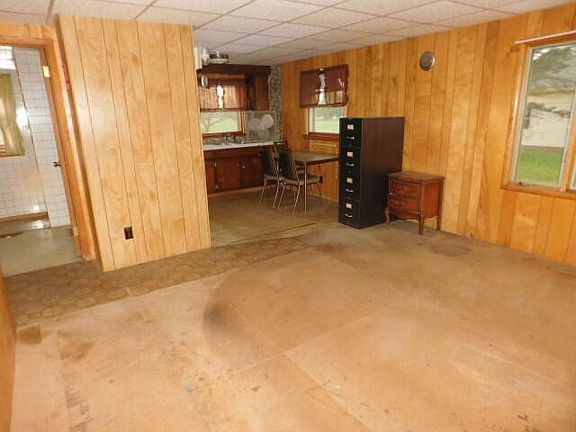 5th image of 3696 S 198th Ave