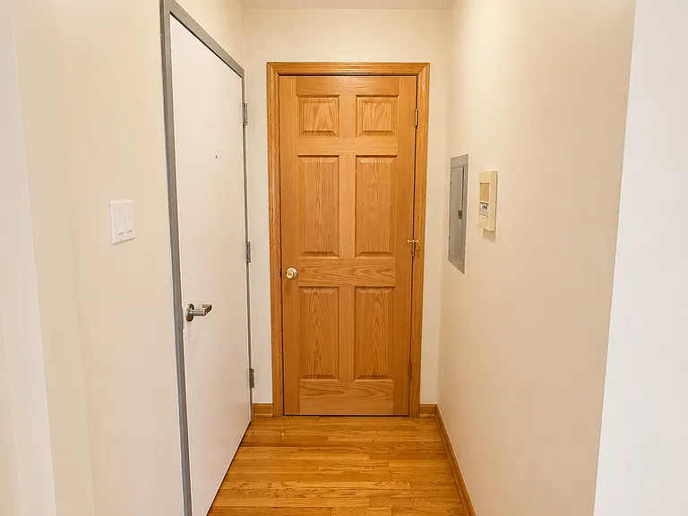 1124 Dunlop Ave #2C — Photo 11