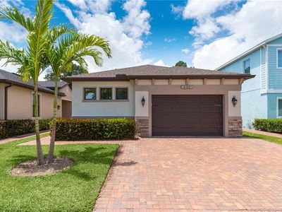 141 SE Via Visconti, Port Saint Lucie, FL, 34982