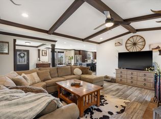 1276 Mountain Grove Rd, Branson, MO 65616