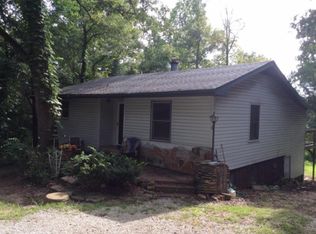 142 Tuttle Rd, Hollister, MO 65672